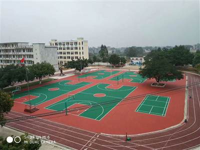 广西贵港是桂平下湾镇某中学