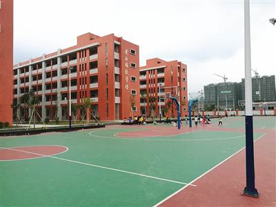 开平市梁金山小学